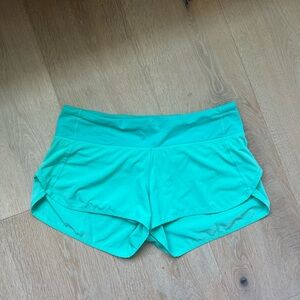 LULULEMON Speed Up Low-Rise Short 2.5”